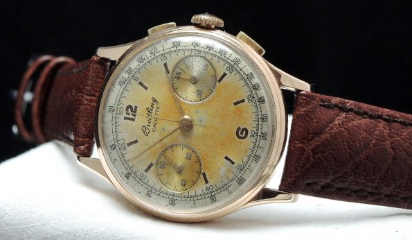 Breitling Vintage Chronograph in 18 carat solid PINK gold