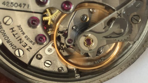 Superseltener Zenith cal 135 Chronometer mit Honiwabenziffernblatt 35mm Calatrava