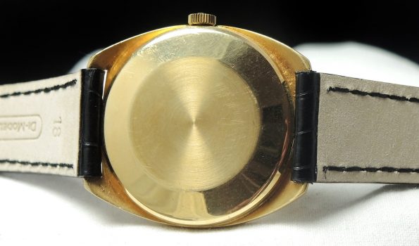Amazing IWC Solid Gold Vintage Linen dial