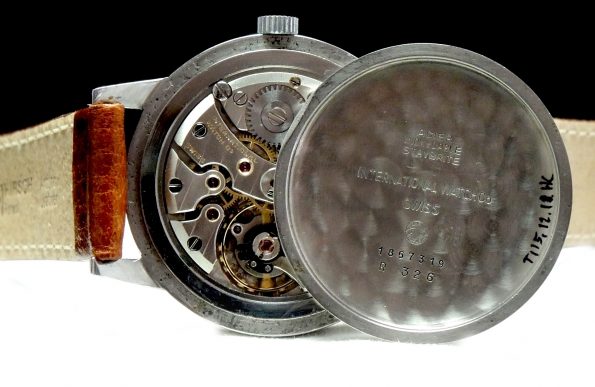 Original IWC Uhr mit schwarzem Explorer Ziffernblatt Vintage