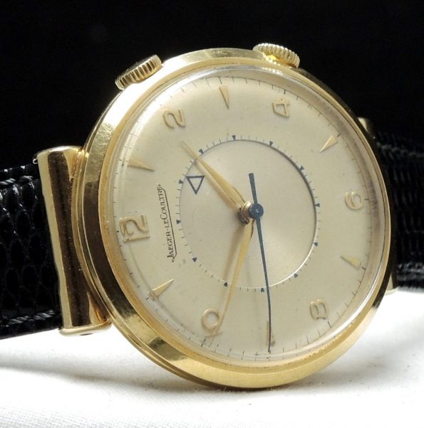 Rare Jaeger LeCoultre Memovox in Solid Gold Hooded Lugs