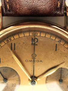 Omega Solid Gold 33.3 Chronograph a1572 (13)