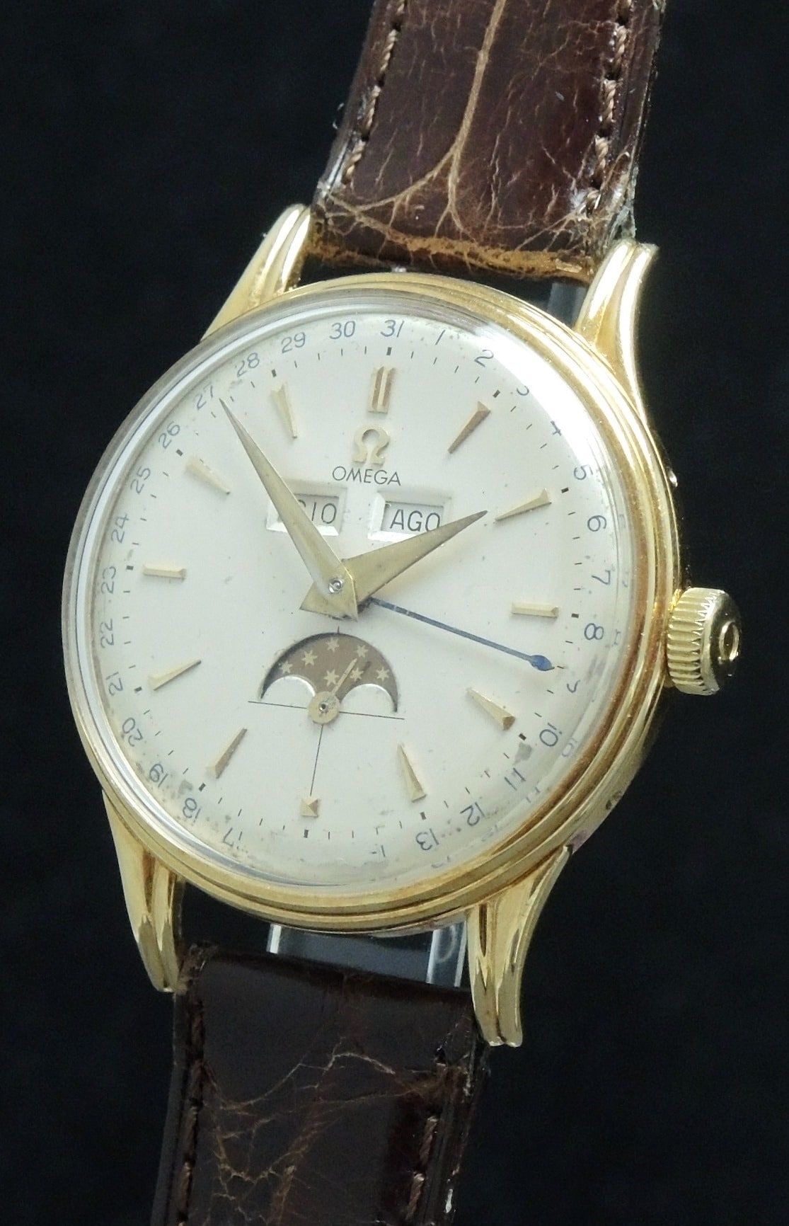 Omega Triple Date Moonphase Vintage Day Date Cosmic Gold ...