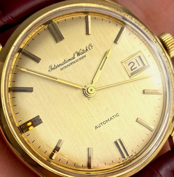 Beautiful IWC Solid 18ct Gold Linen Dial Serviced Vintage 810 Automatik Automatic cal 8541