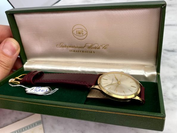 Full Set IWC Solid Gold Box Papers Vintage Rare 1960ties