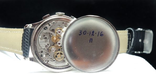 Perfekter Chronograph Suisse Vintage Chrono in Stahlversion