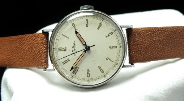 Tolle Vintage Military Doxa Scientifc Dial 36mm