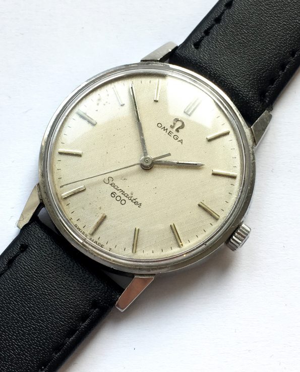 Gorgeous Vintage Omega Seamaster 600 with Honeycomb Dial
