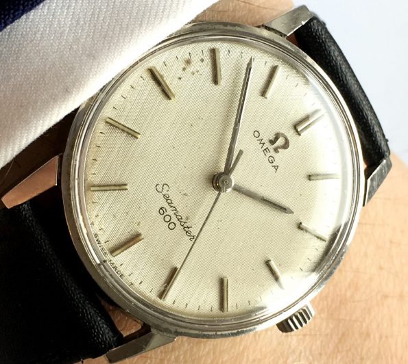 Gorgeous Vintage Omega Seamaster 600 with Honeycomb Dial