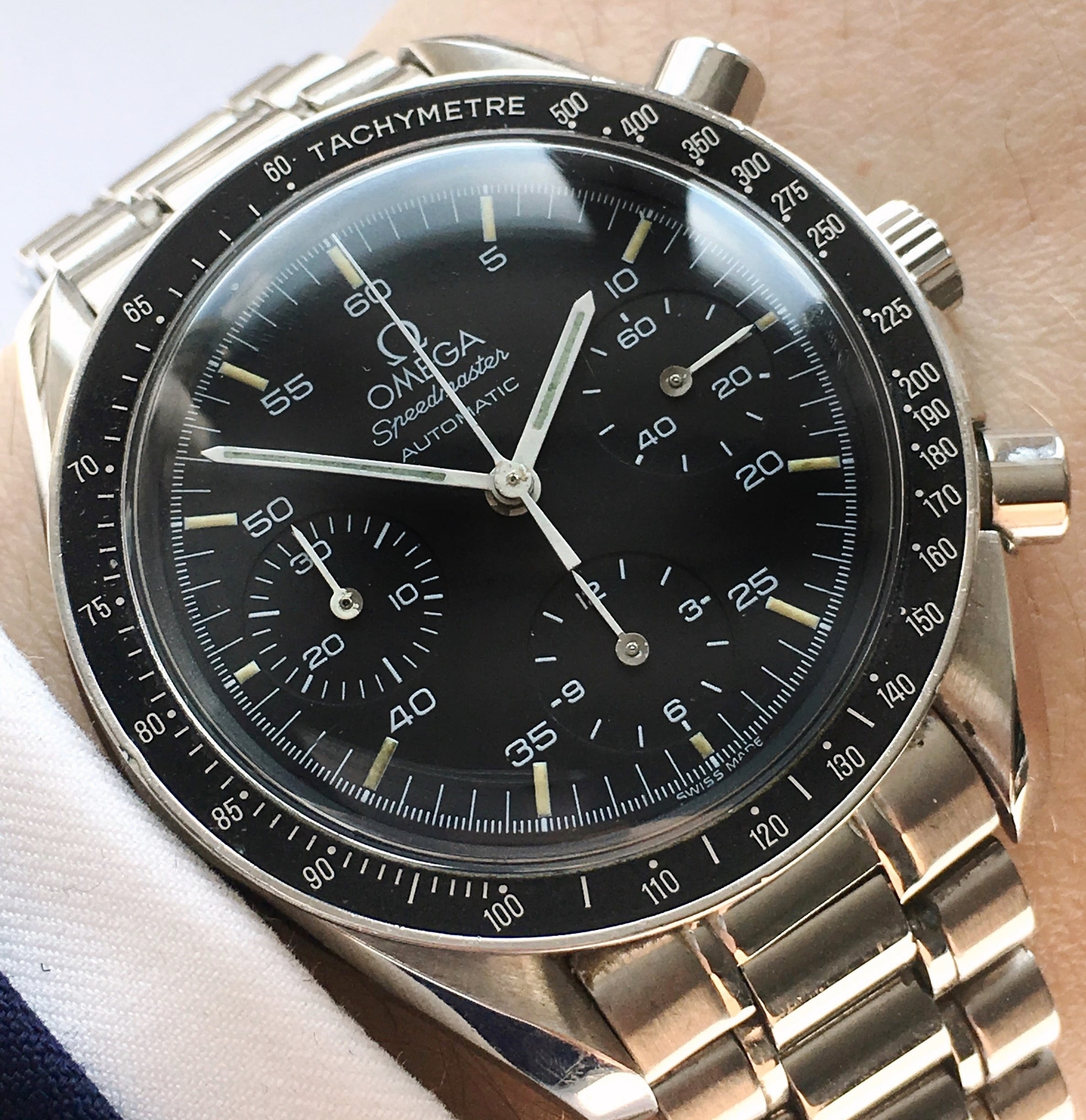 omega moonwatch automatic