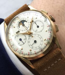 a2929 universal geneve gold (1)