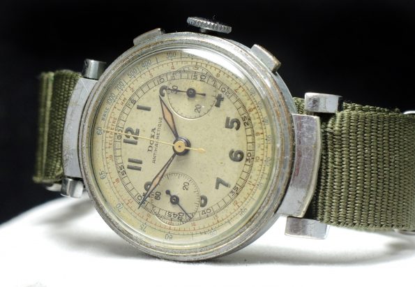 Early Doxa Chronograph Vintage with three colored dial