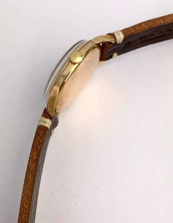 Omega Vintage Handwinding Handaufzug gold pated Custom Greeen dial 2497