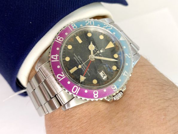 Vintage Rolex GMT-Master Automatic REF 1675 Fuchsia Faded Bezel from 1977