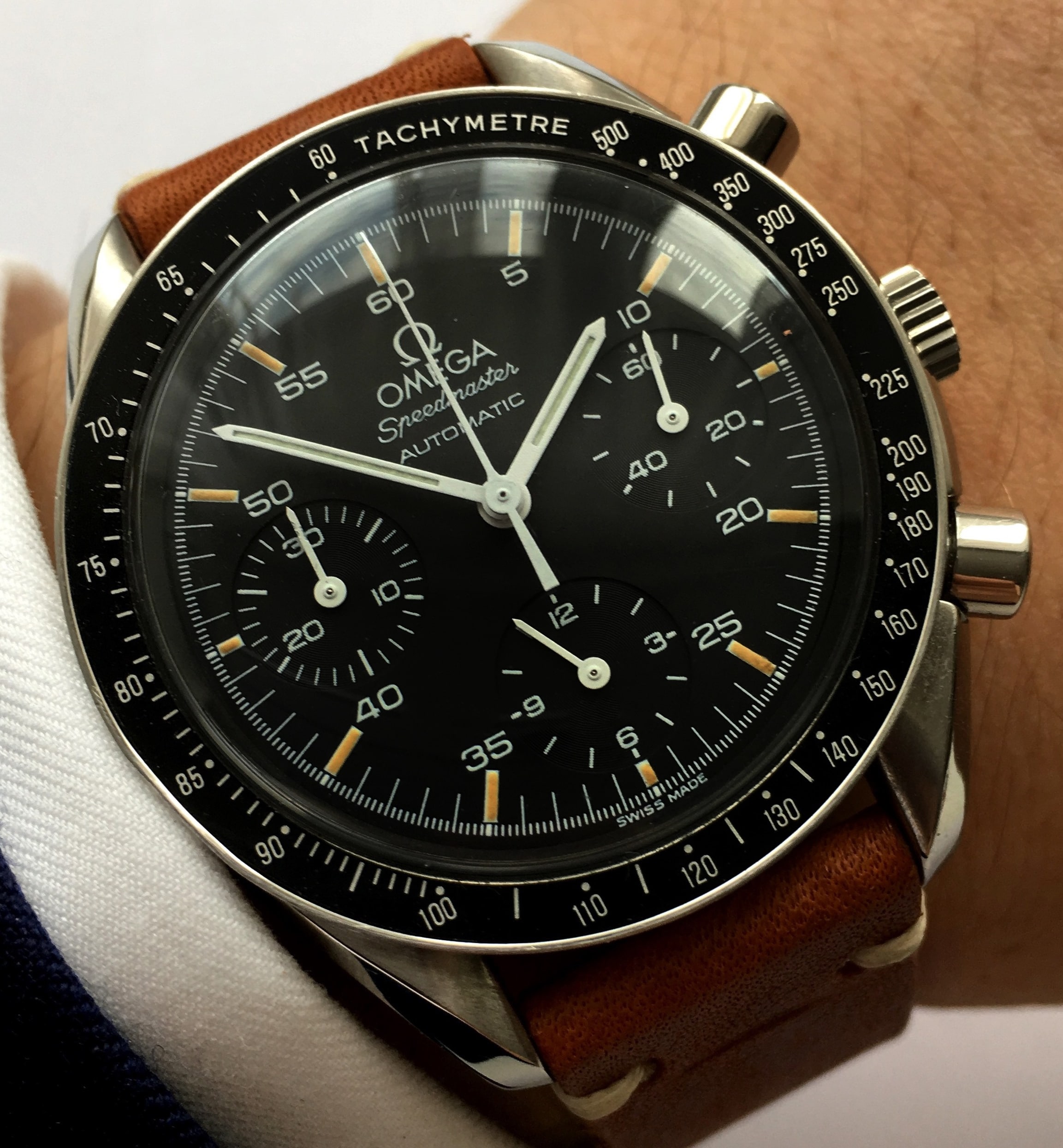 omega moonwatch automatic