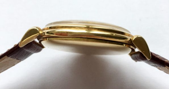 IWC Solid Gold Teardrop Case Vintage cal 89 37mm