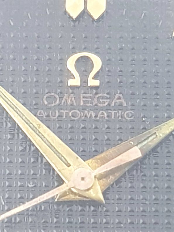 Rare Omega Seamaster Automatic rare Black Hobnail dial