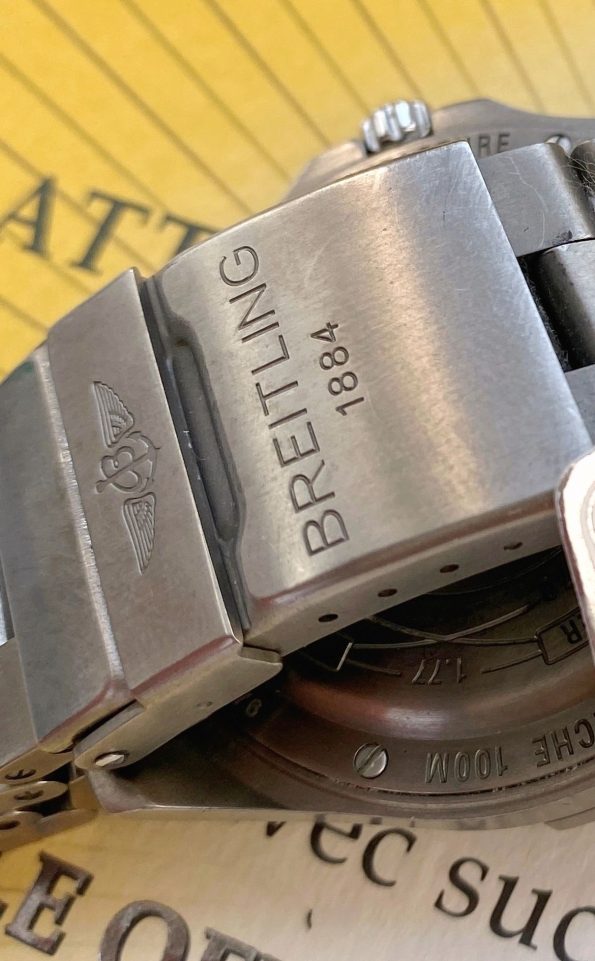 Breitling Aerospace Avantage Titanium Quartz 42mm Chronometre White Dial E79362