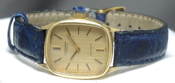 Solid Gold IWC Automatic Watch Ladies 18 ct Linen dial