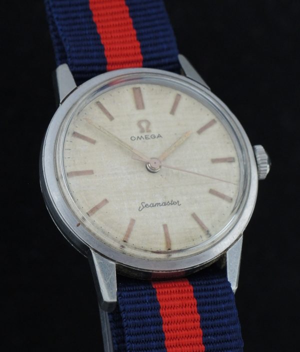 Stunning Omega Seamaster Watch with Linen dial