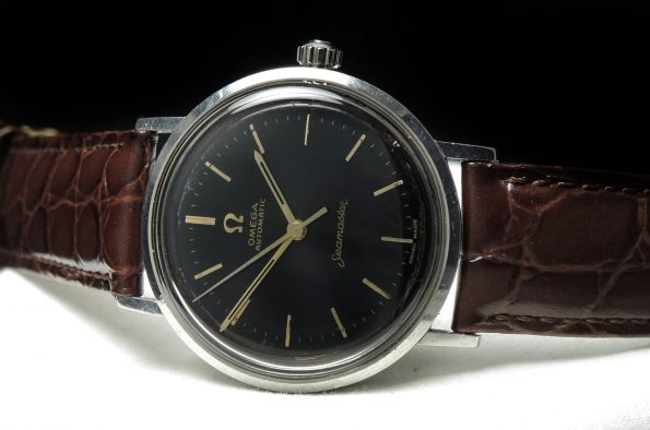 Wonderful Omega Seamaster Automatic 34mm Vintage black dial