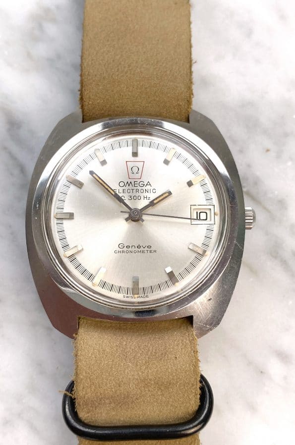 Omega Electronic f300HZ CHRONOMETER Vintage Steel Battery with tritium dial