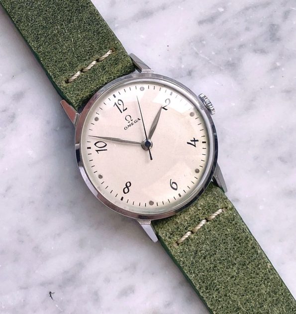 Vintage Omega Handwinding Watch with Green Vintage Ecru Strap 30t2