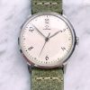 Vintage Omega Uhr Handaufzug mit grünem Vintage Ecru Lederband 30t2
