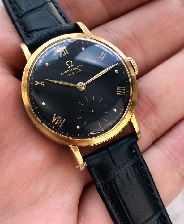 Serviced 33mm Omega Vintage Calatrava Solid Gold Handwinding Chronometre restored black dial 30t2rg