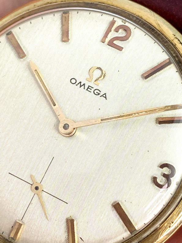 Solid Gold 14ct Vintage Omega 121010 Handwinding Linen Dial